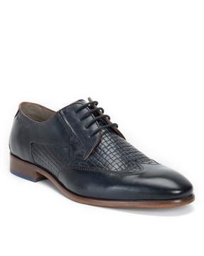 checked-derby-shoes-with-lace-fastening