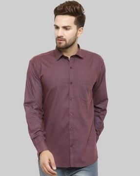 spread-collar-shirt-with-patch-pocket