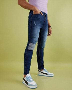 lightly-washed-distressed-straight-fit-jeans