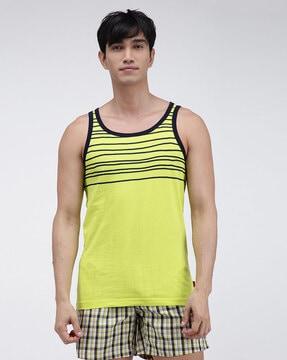 striped-sleeveless-vest