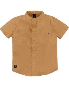 short-sleeves-shirt-with-patch-pocket