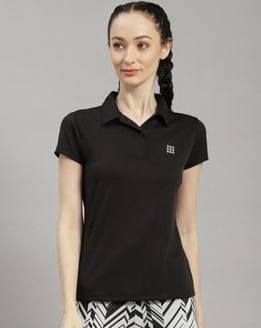 polo-t-shirt-with-short-sleeves