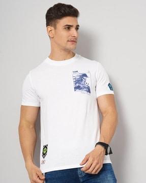 men-graphic-print-regular-fit-crew-neck-t-shirt