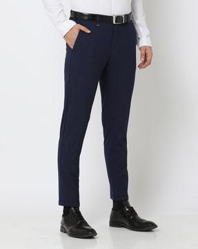 men-checked-slim-fit-flat-front-trousers
