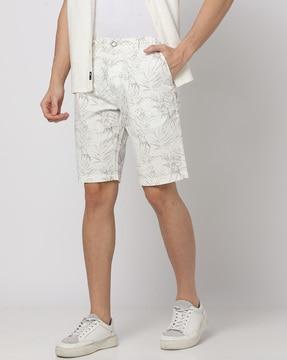 men-tropical-print-regular-fit-shorts