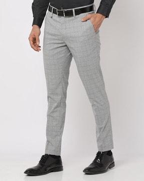 men-checked-slim-fit-flat-front-trousers