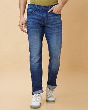 men-lightly-washed-slim-fit-jeans