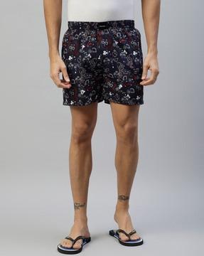men-graphic-print-regular-fit-shorts