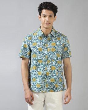 men-floral-print-regular-fit-shirt-with-patch-pocket