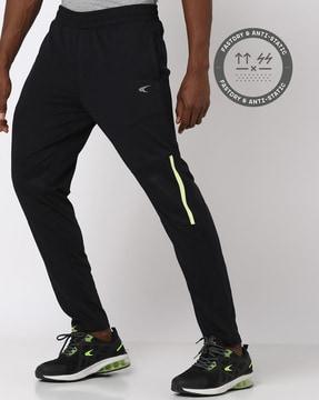 men-tapered-fit-training-track-pants