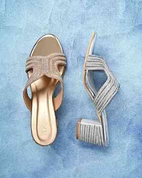 women-open-toe-chunky-heeled-sandals