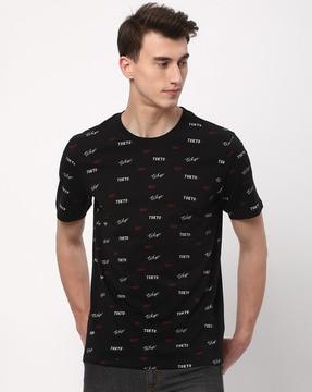men-printed-regular-fit-round-neck-t-shirt