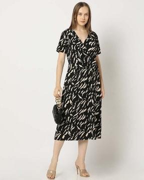 women-printed-relaxed-fit-wrap-dress