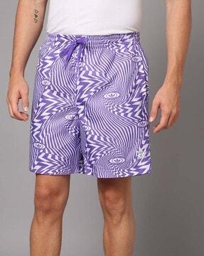 men-printed-regular-fit-shorts
