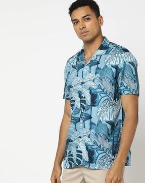 men-leaf-print-regular-fit-shirt