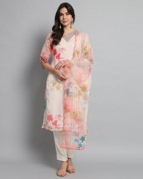 women-embroidered-straight-kurta-set