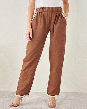 women-straight-fit-pants-with-insert-pockets