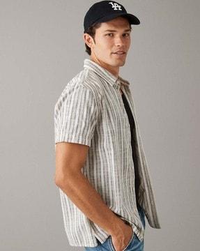 men-striped-regular-fit-shirt