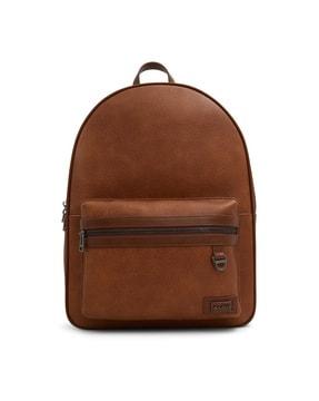 men-backpack-with-adjustable-straps