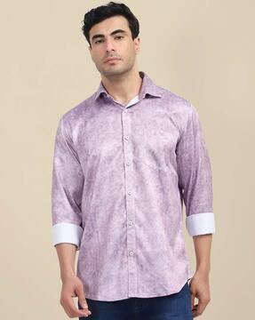 men-printed-regular-fit-shirt-with-patch-pocket