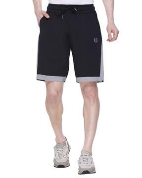 men-logo-print-regular-fit-city-shorts