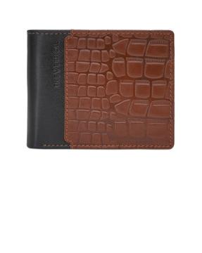 men-quilted-bi-fold-wallet