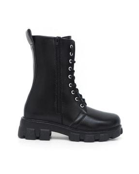 women-ankle-length-boots-with-zipper-closure