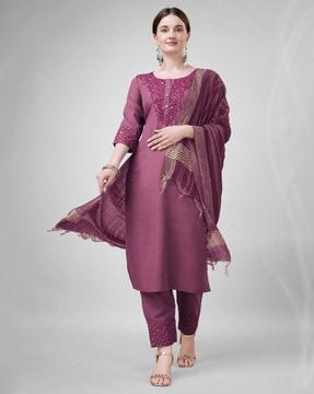 women-embellished-straight-kurta-set