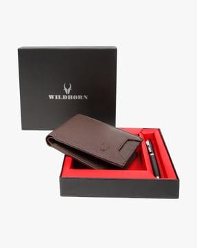 textured-bi-fold-leather-wallet-&-pen-set