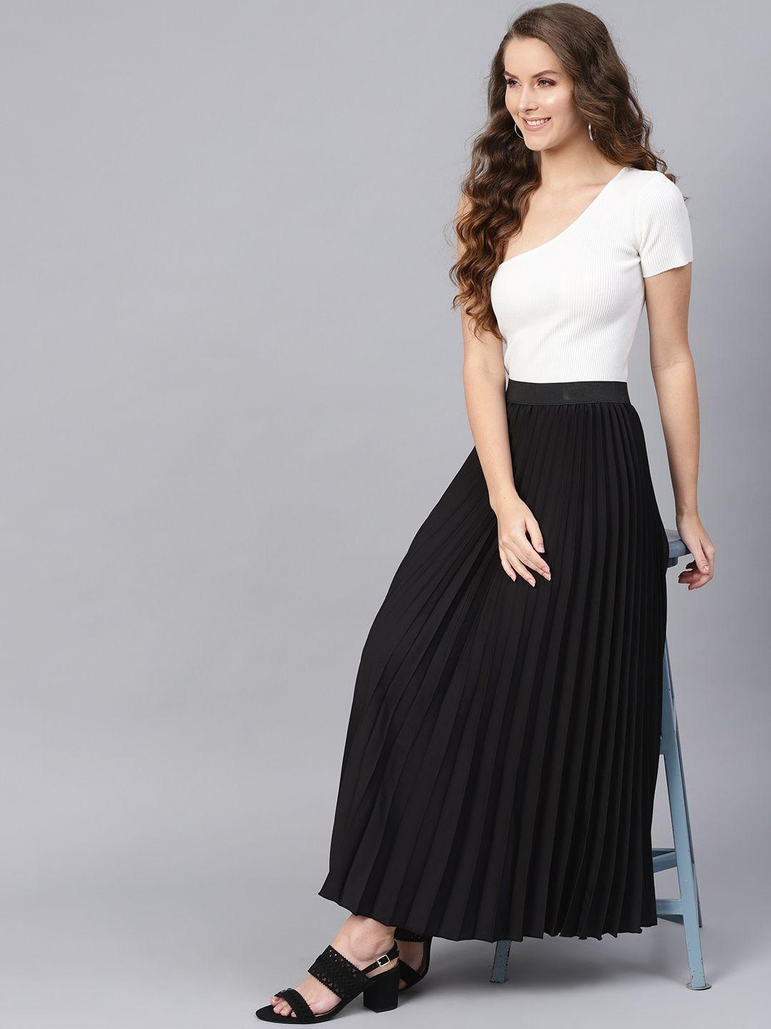 sassafras-women-black-solid-accordian-pleat-maxi-flared-skirt