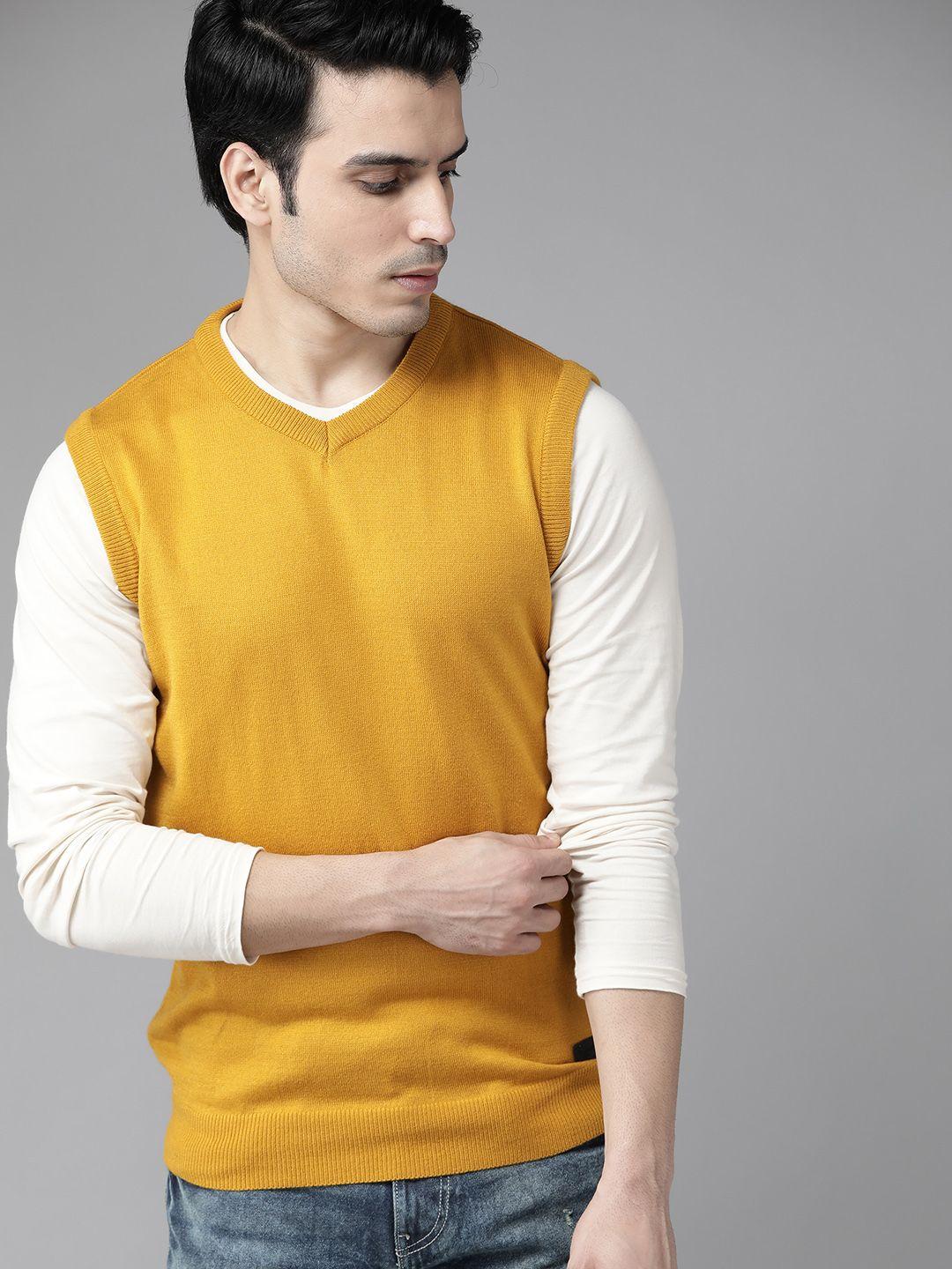 roadster-men-mustard-yellow-solid-sweater-vest
