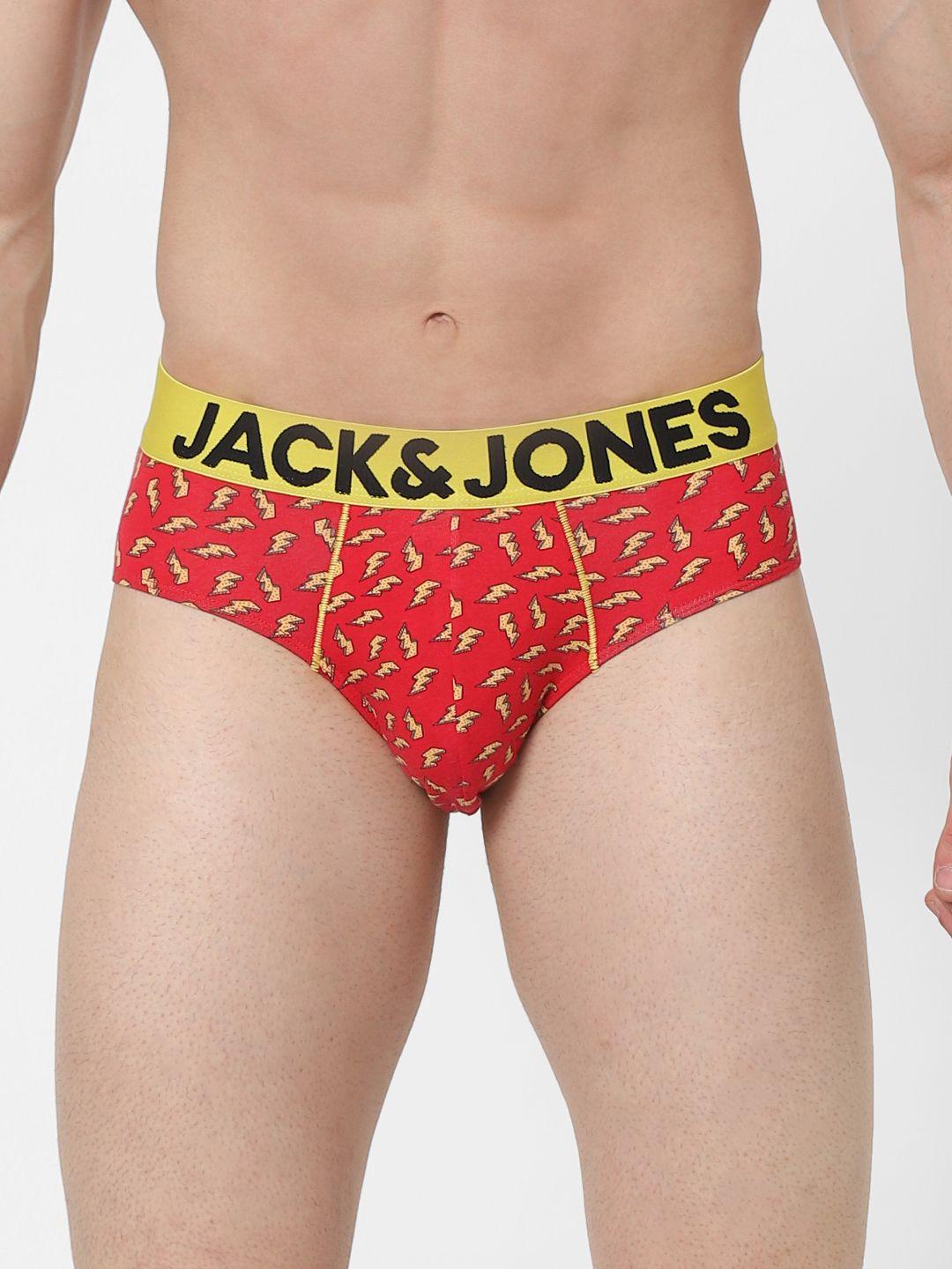 jack-&-jones-men-red-&-yellow-printed-basic-briefs-2288200001