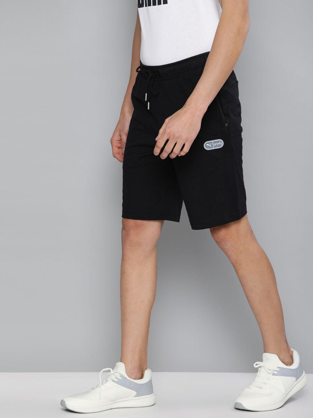 one8-x-puma-x-one8-virat-kohli-men-black-geometric-self-design-sweat-sports-shorts