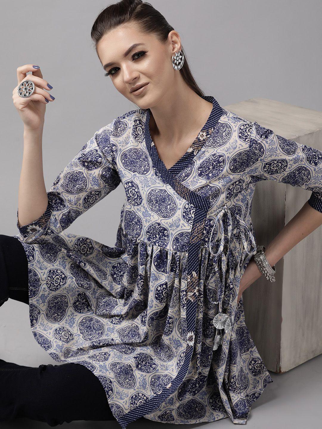 ahalyaa-women-blue-off-white-printed-cotton-angrakha-tunic
