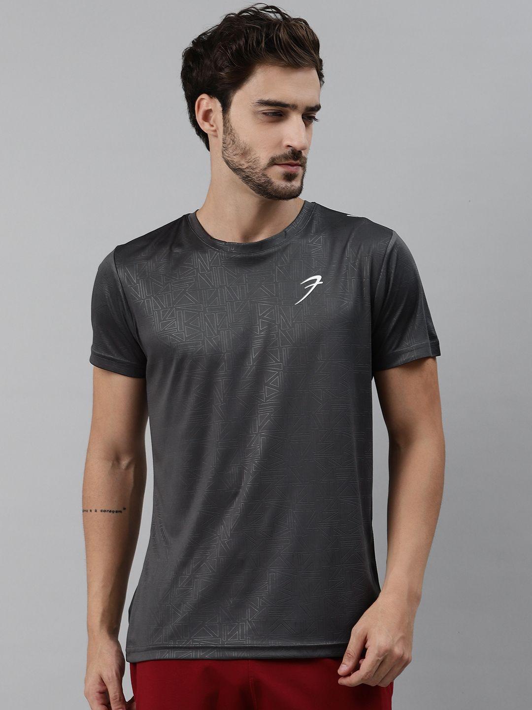 fuaark-men-charcoal-grey-slim-fit-geometric-print-round-neck-training-t-shirt