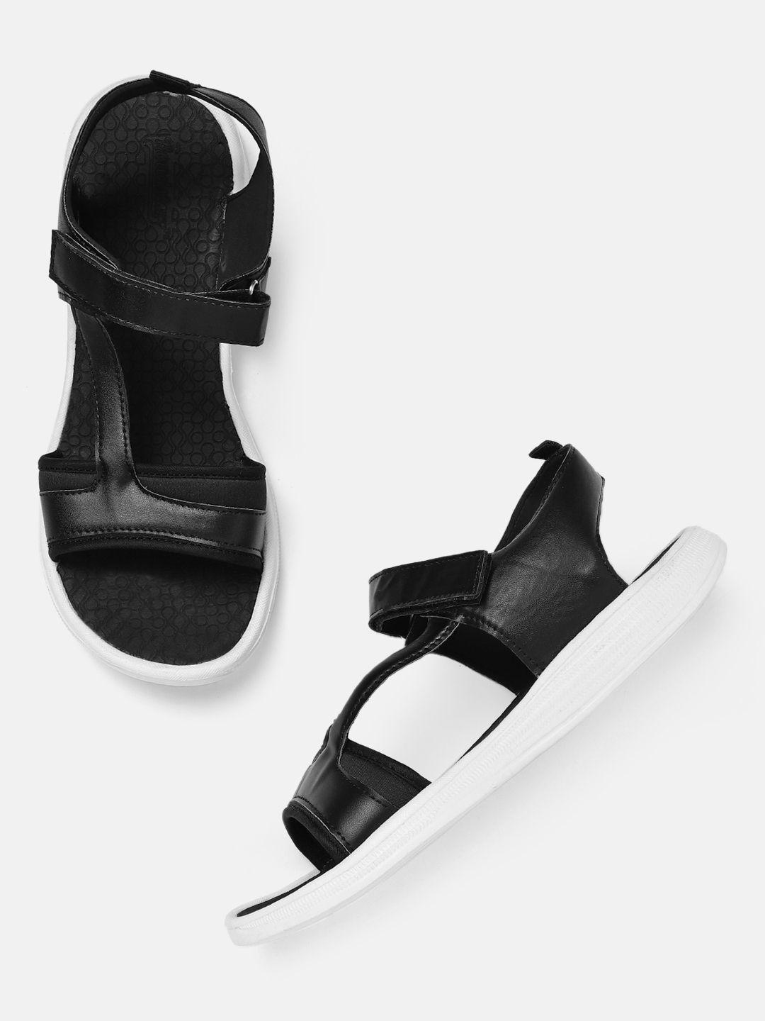 roadster-women-black-solid-sports-sandals