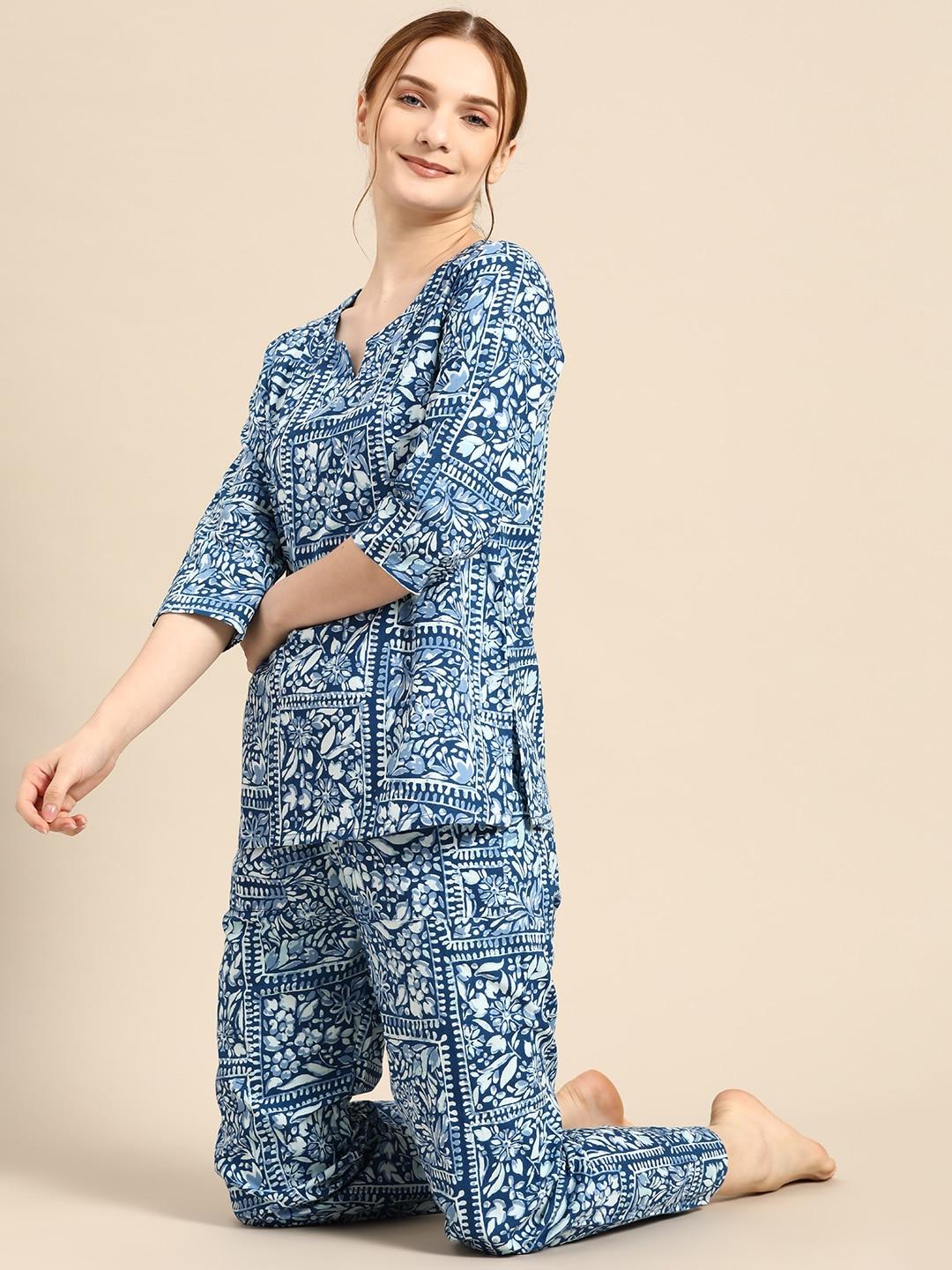 mabish-by-sonal-jain-women-navy-blue-&-off-white-pure-cotton-printed-night-suit