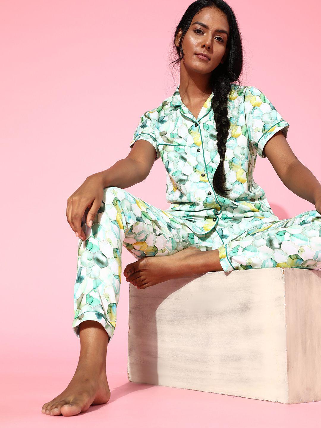 erotissch-women-off-white-&-green-printed-pyjamas-set