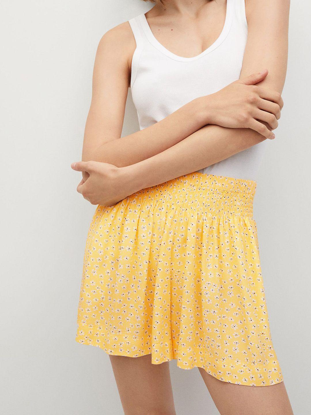 mango-women-yellow-floral-printed-high-rise-regular-shorts