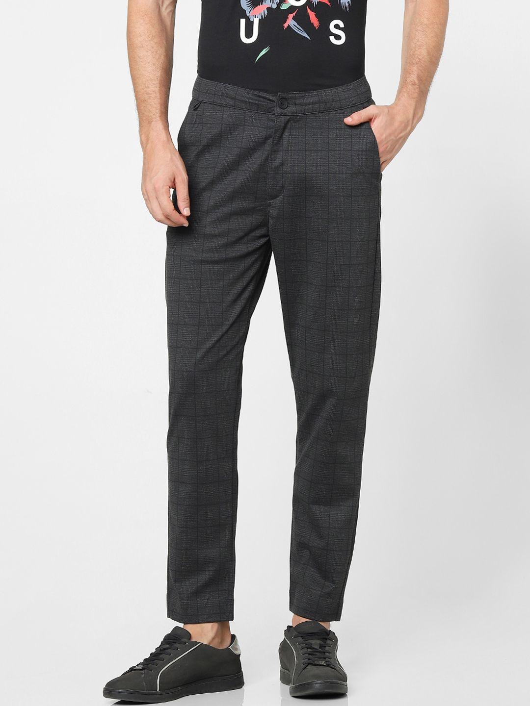 celio-men-grey-checked-slim-fit-trousers