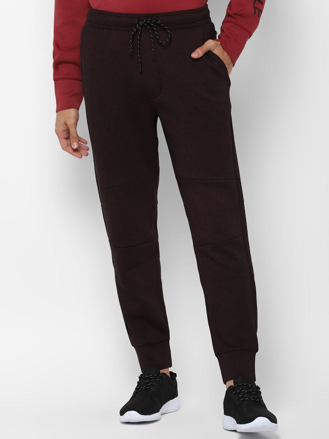 american-eagle-outfitters-men-burgundy-coloured-solid-joggers