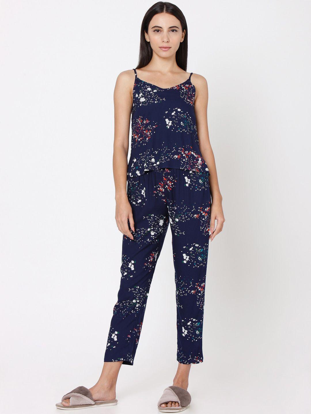 smarty-pants-women-blue-&-white-printed-night-suit