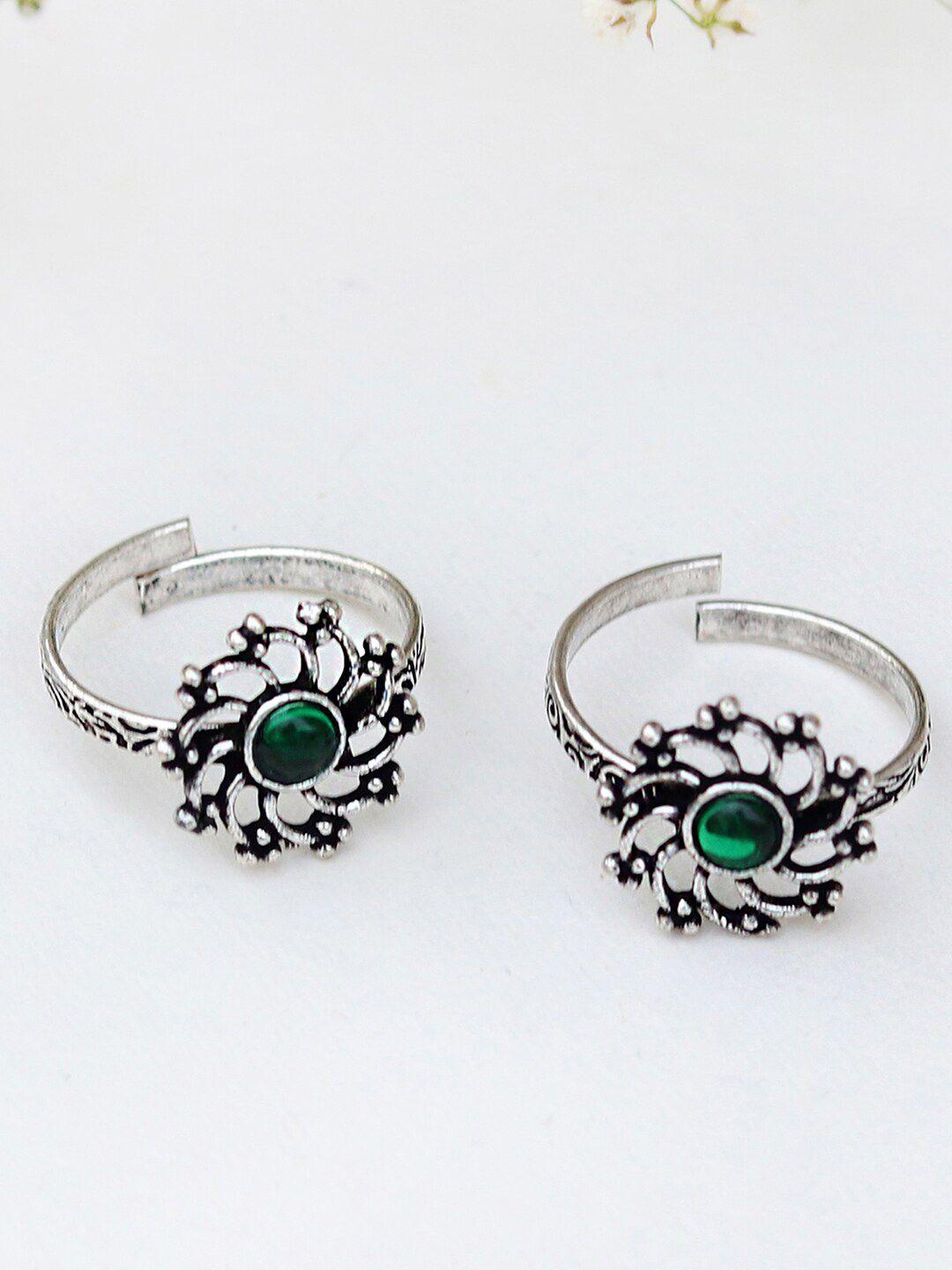 teejh-set-of-2-oxidised-silver-plated-green-stone-studded-toe-rings