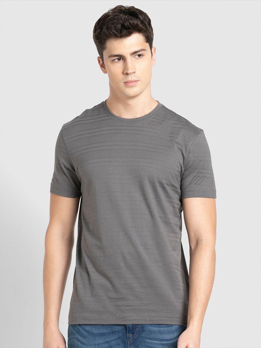 jockey-men-grey-self-striped-cotton-t-shirt