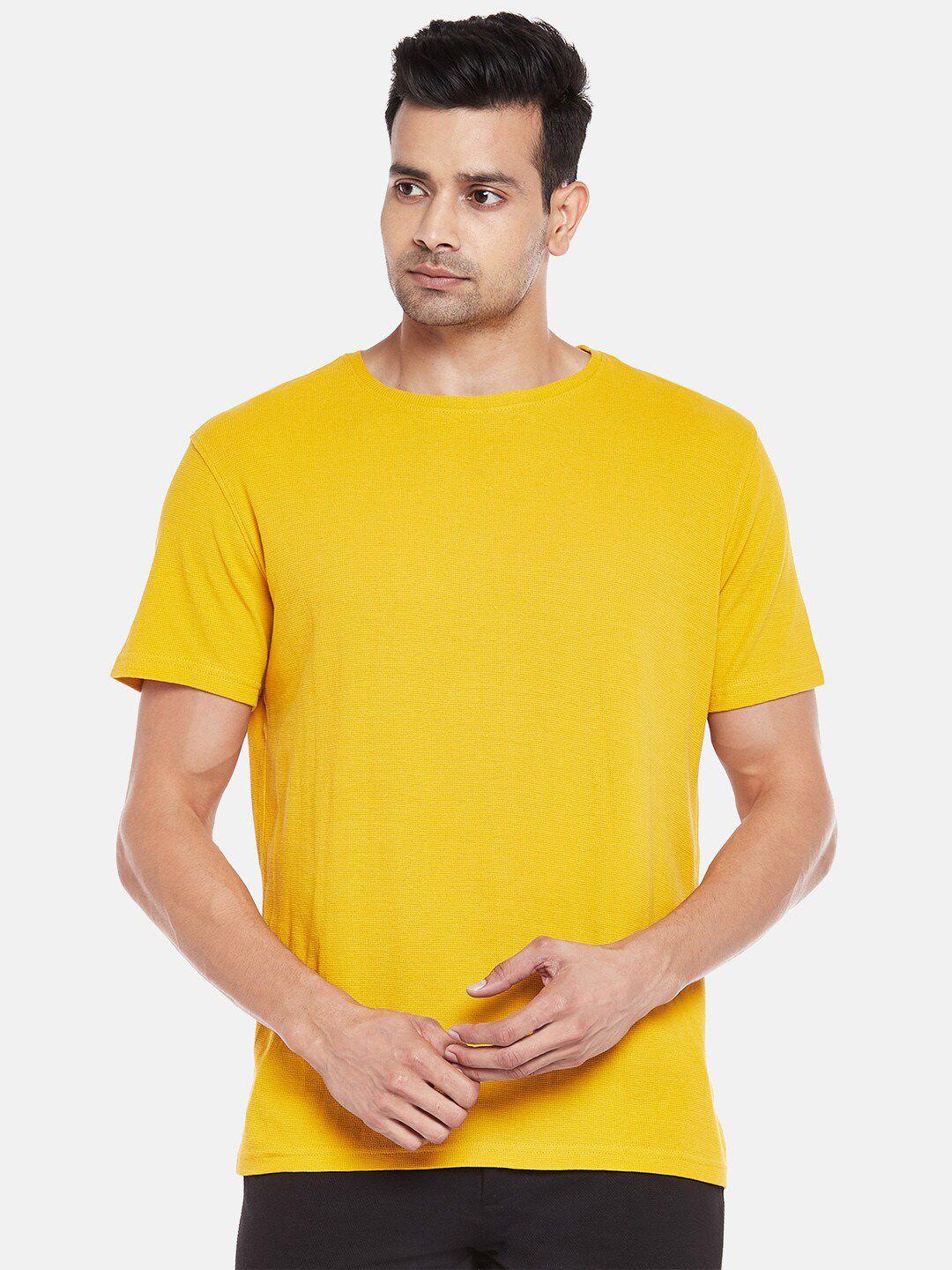 byford-by-pantaloons-men-yellow-solid-slim-fit-t-shirt