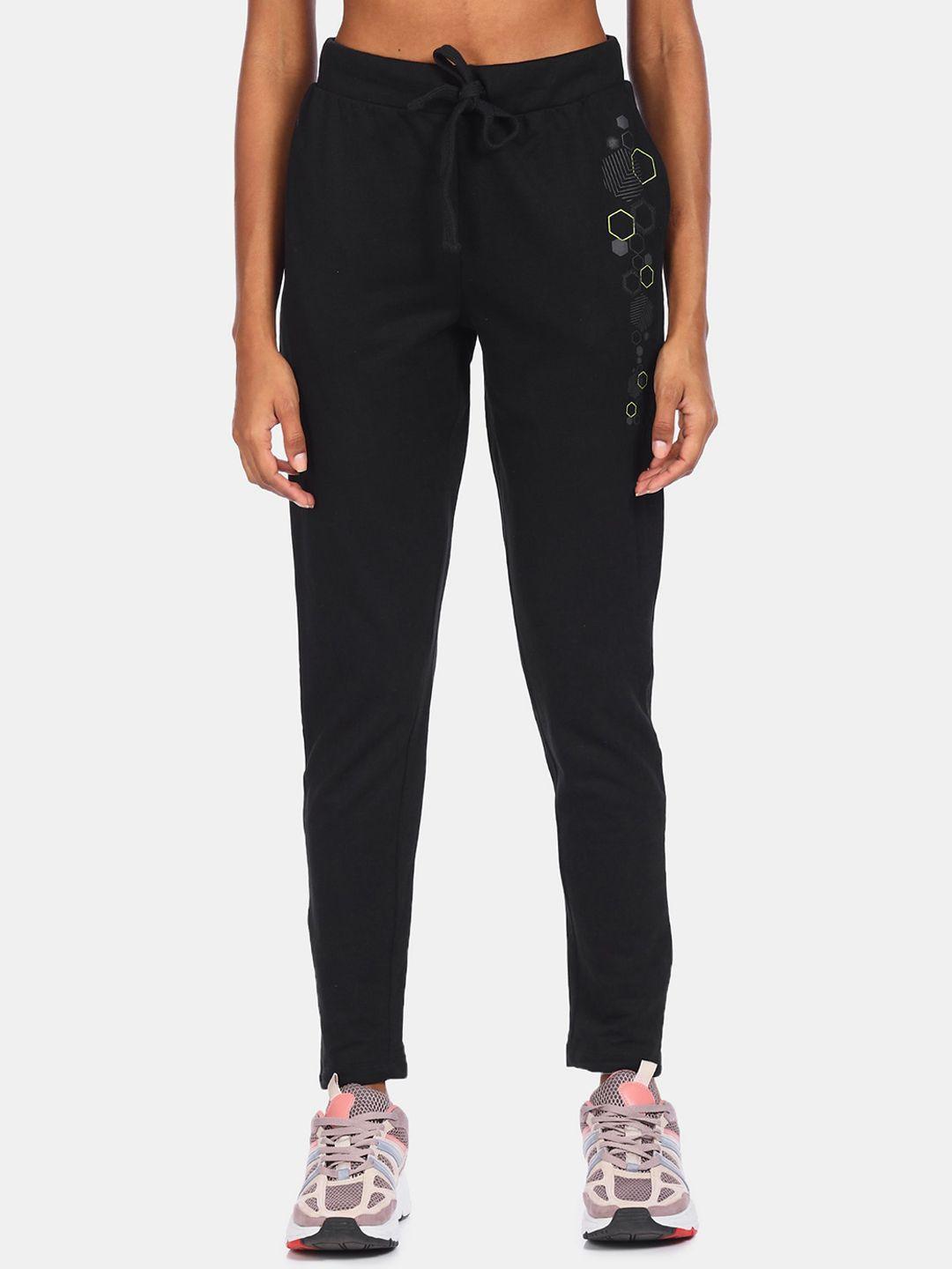 flying-machine-women-black-solid-straight-fit-pure-cotton-track-pants