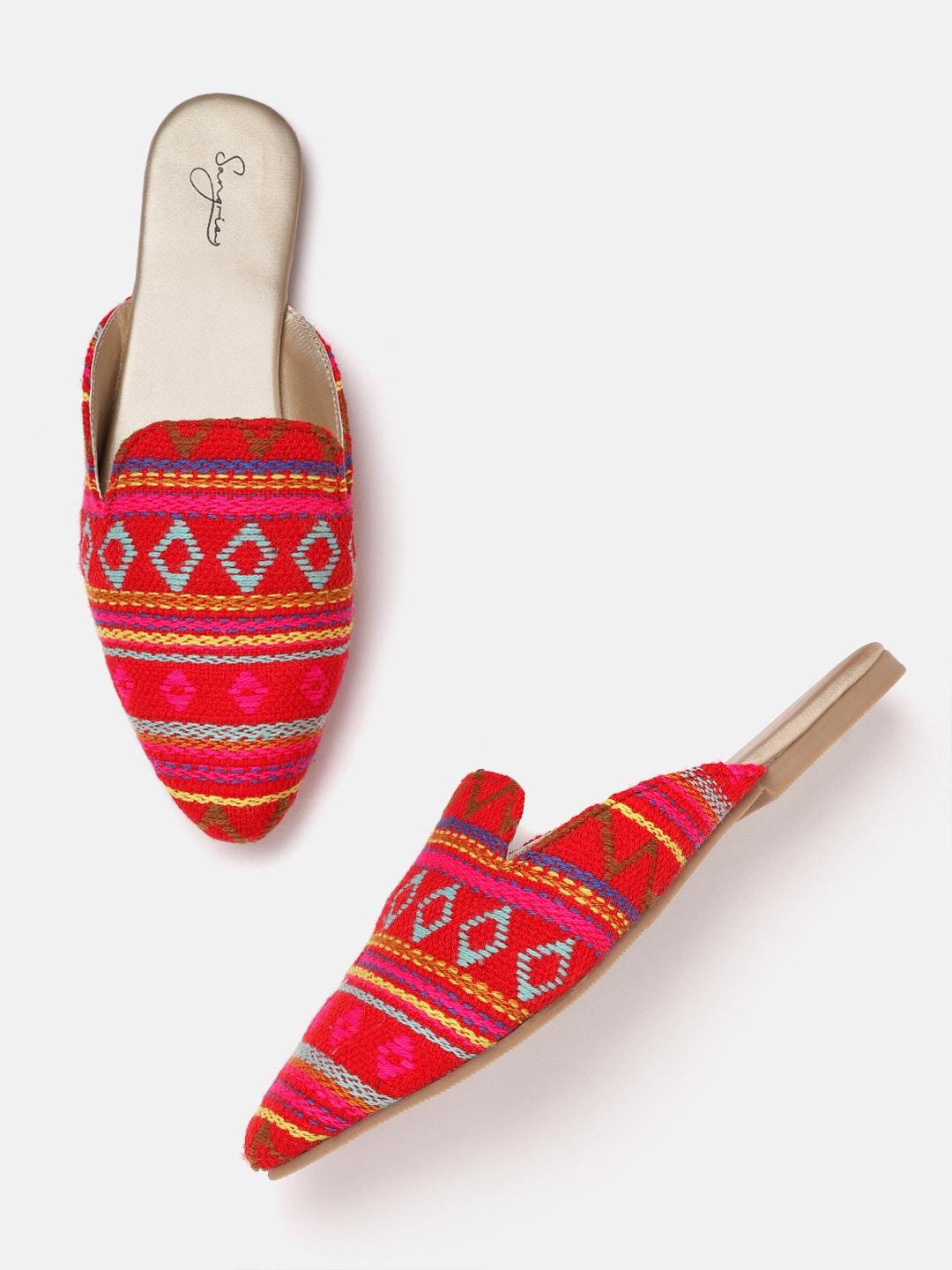 sangria-women-red-&-pink-woven-design-mules