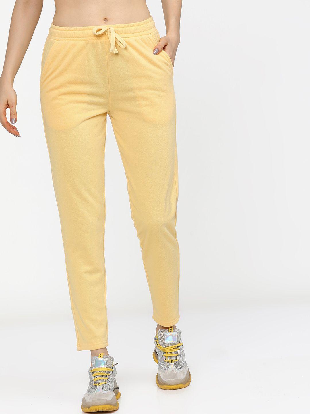 tokyo-talkies-women-yellow-solid-slim-fit-track-pants