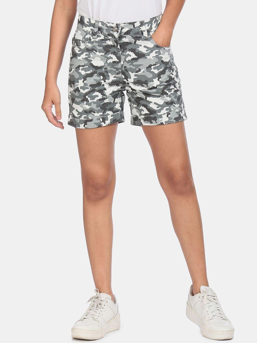 sugr-women-grey-mid-rise-camo-print-shorts