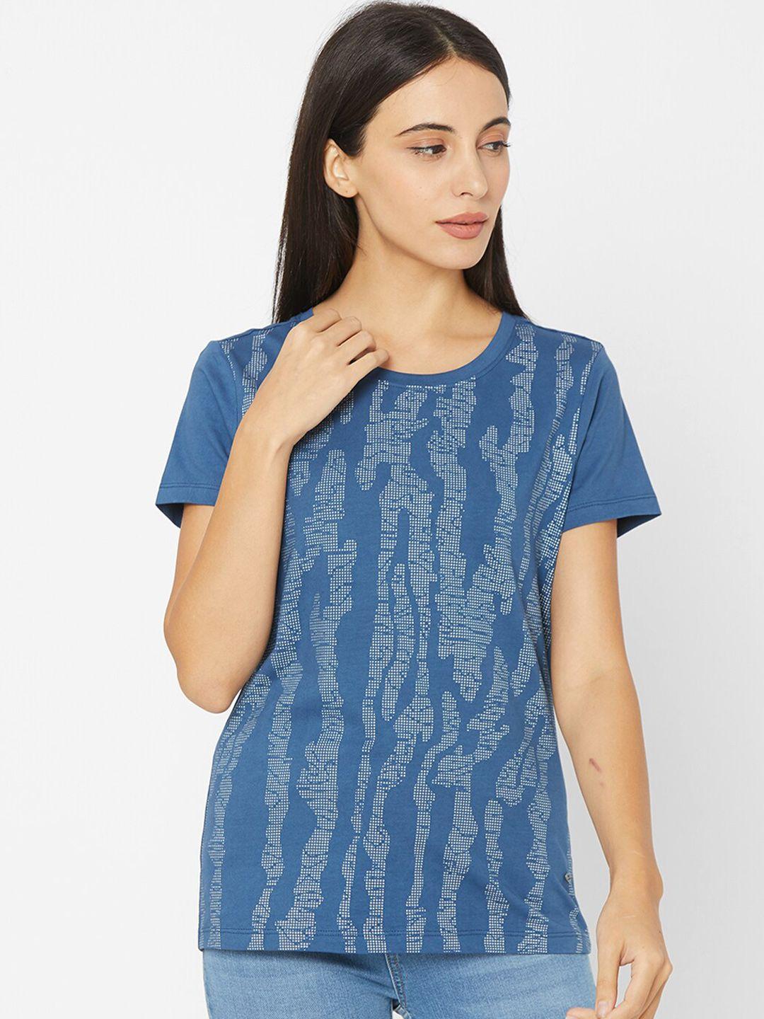 spykar-women-navy-blue-&-white-printed-pure-cotton-t-shirt